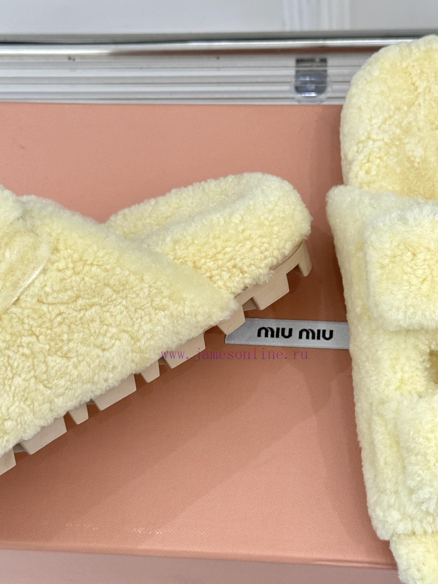 Miu Miu/Miu 25WF Autumn New Product Letter Hair DragIn Autumn And Winter I Want To Hide My Feet ydutvc33 - Image 7