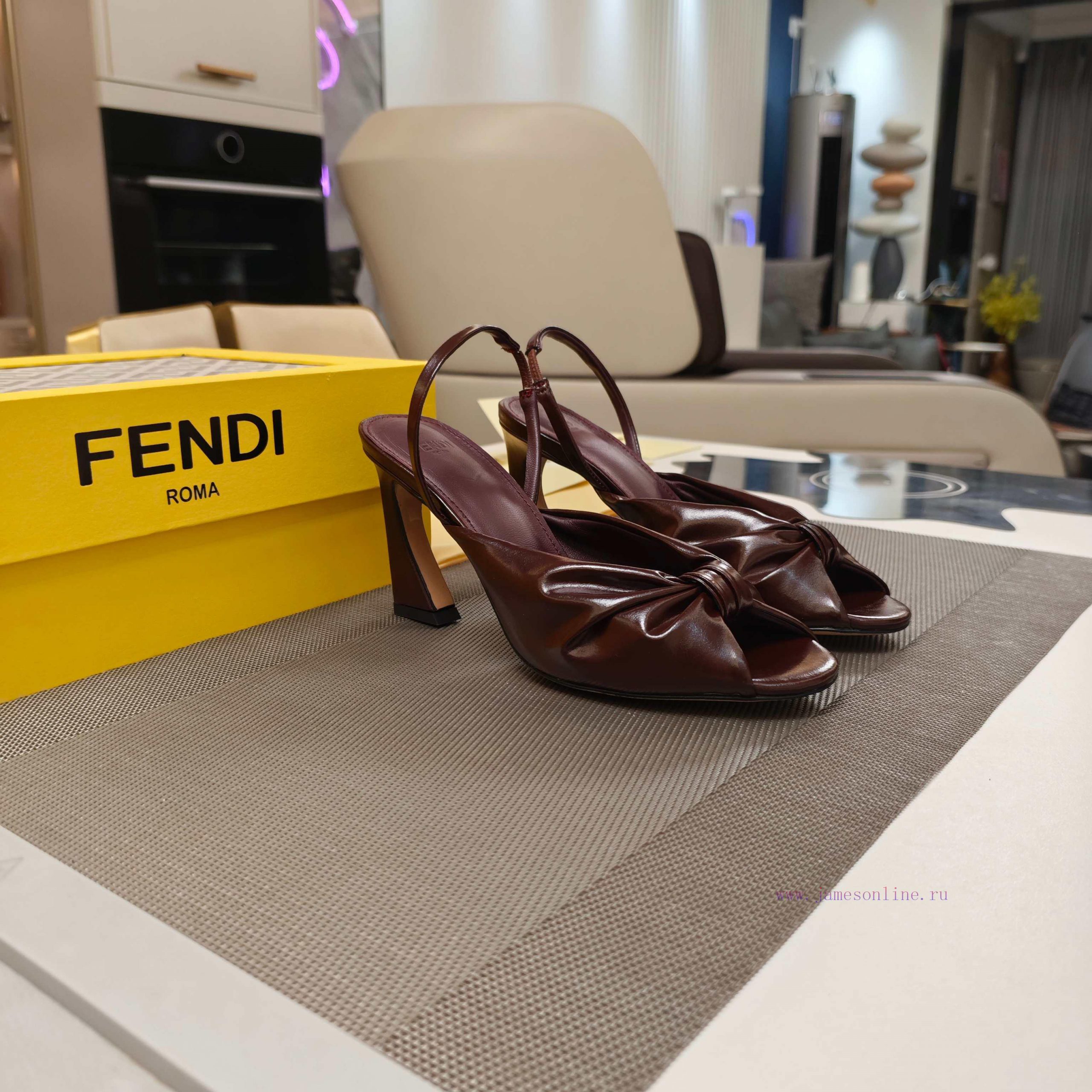 The High-heeled Knot Tied Sandals Sought After By 25SS Stars "Song Yuqi Zhou Xiao's Same Slope 39j4im7g - Image 4