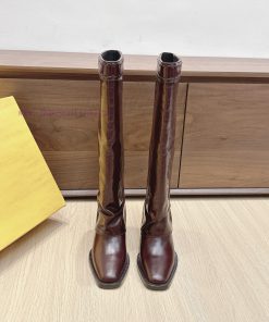 Purchasing GradeFendi's Classic Autumn And Winter Boots Have Become Popular Featuring A Combina omqgvxw1