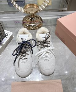 Top Tier Purchasing AgentMiuMiu/Miu Miu 25ss New Arrival~Miu Miu Miu 2025 Fashion Show New Retr 7kaq4emn