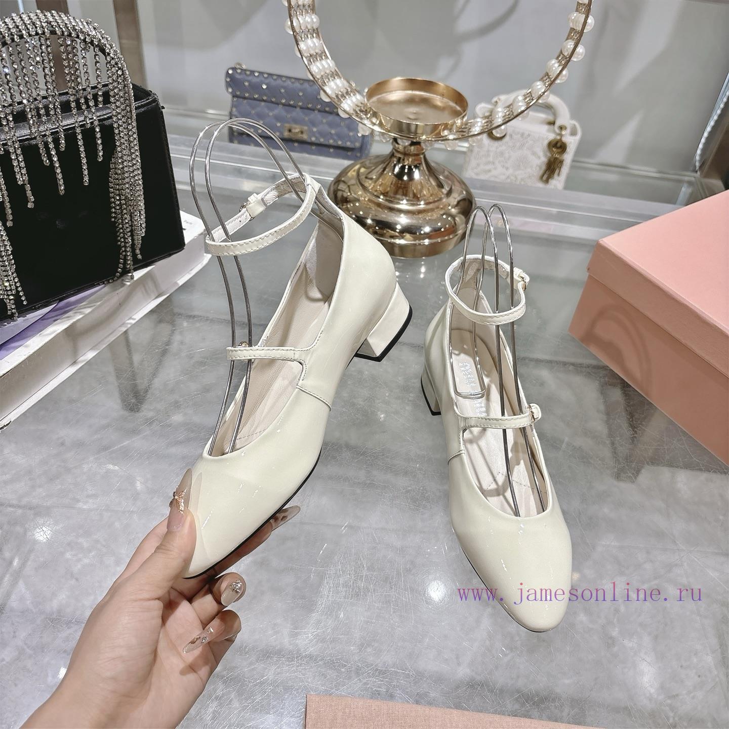 Single ShoeMiu Miu 25 Autumn/Winter New Round Head Small Single ShoesAt First Glance Miumiu's H 7vaulvd3 - Image 5