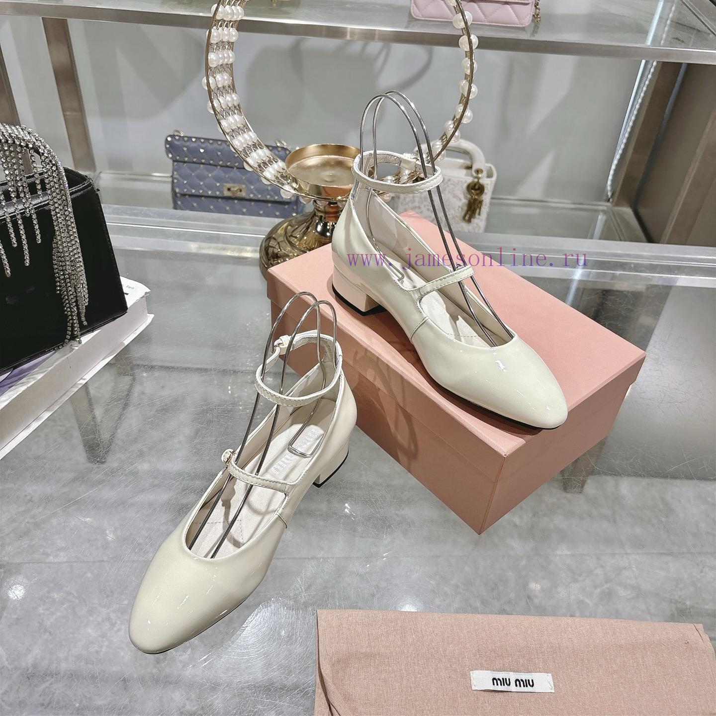 Single ShoeMiu Miu 25 Autumn/Winter New Round Head Small Single ShoesAt First Glance Miumiu's H 7vaulvd3 - Image 7
