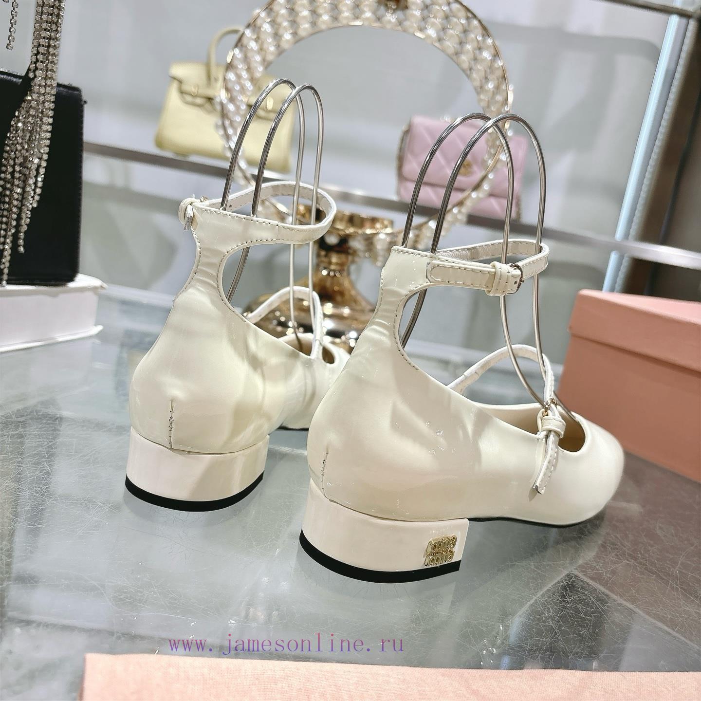 Single ShoeMiu Miu 25 Autumn/Winter New Round Head Small Single ShoesAt First Glance Miumiu's H 7vaulvd3 - Image 8