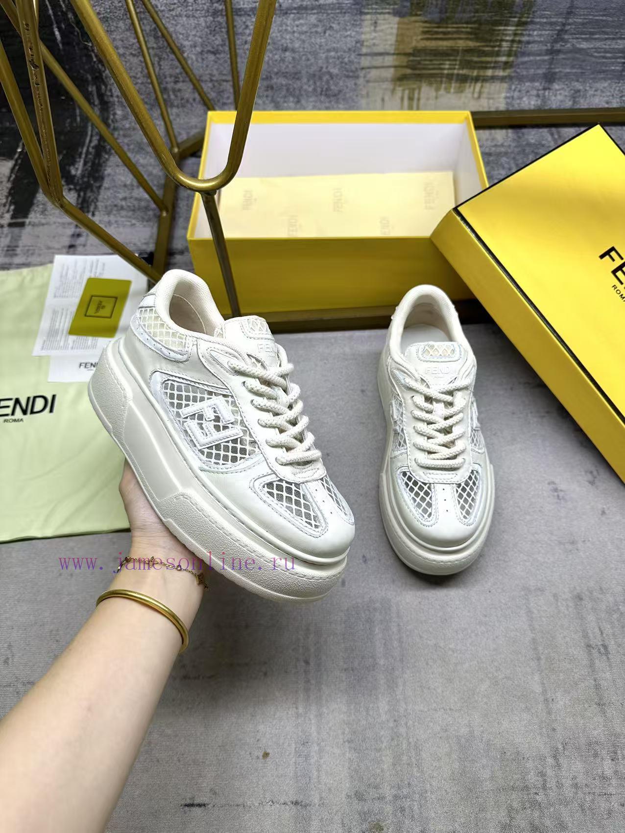 FENDI MatcHermes Sports Shoes Are Made Of White Leather And Adorned With White High-tech Mesh D b2a4xdn0