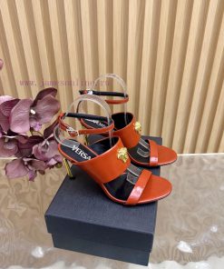 Versace 2025 Spring/Summer New Waterproof Platform Thick Bottom Simultaneous Release——————————— d79ljccg