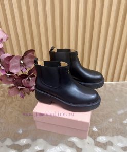 MiuMiu 2025 Autumn/Winter Fashion Show New Short Boots——————————————One Of The Most Worthwhile 3i9r59w0