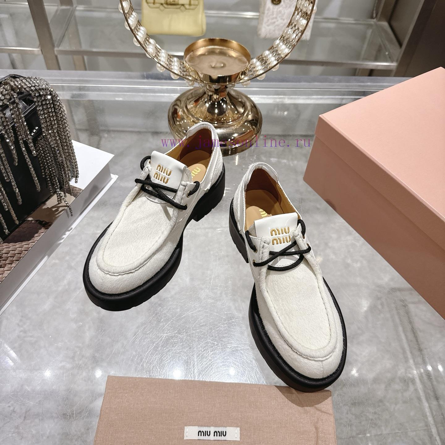 MiuMiu 2025 Fashion Show New Le Fu Shoes Small Leather Shoes Casual ShoesThis Shoe Is Made Of H ppnmrnka - Image 3