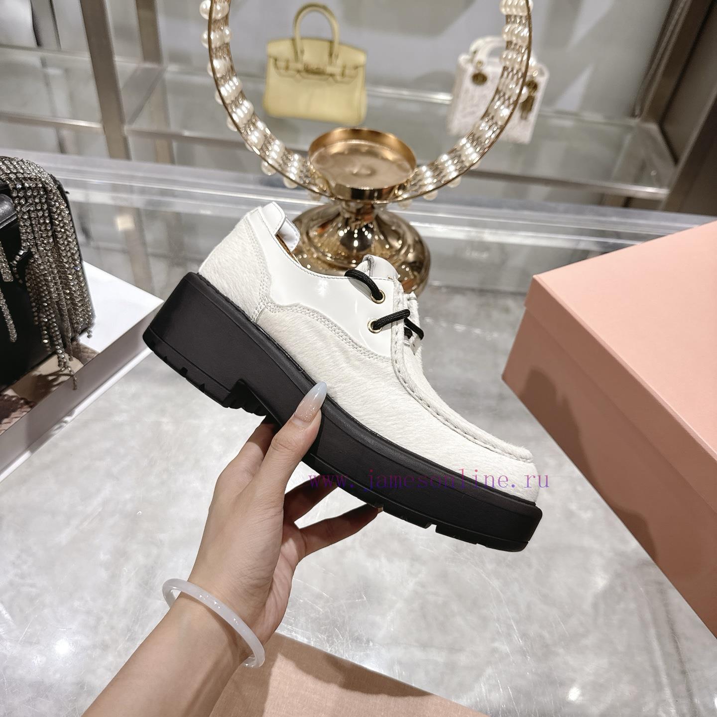 MiuMiu 2025 Fashion Show New Le Fu Shoes Small Leather Shoes Casual ShoesThis Shoe Is Made Of H ppnmrnka - Image 6