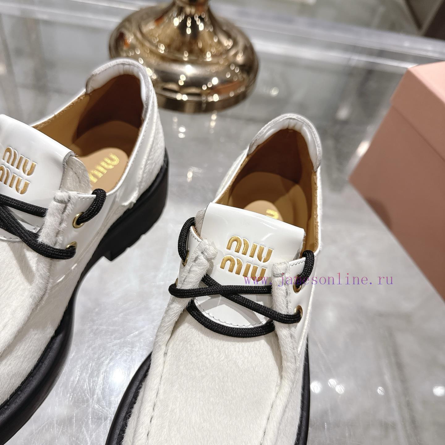 MiuMiu 2025 Fashion Show New Le Fu Shoes Small Leather Shoes Casual ShoesThis Shoe Is Made Of H ppnmrnka - Image 8