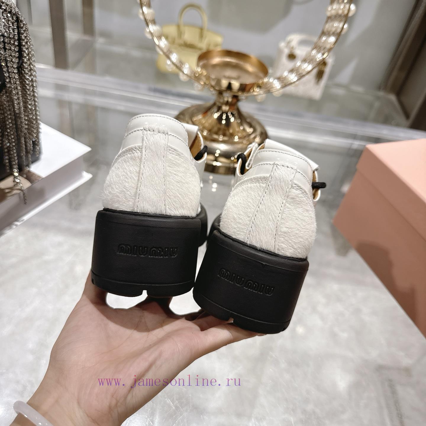 MiuMiu 2025 Fashion Show New Le Fu Shoes Small Leather Shoes Casual ShoesThis Shoe Is Made Of H ppnmrnka - Image 9