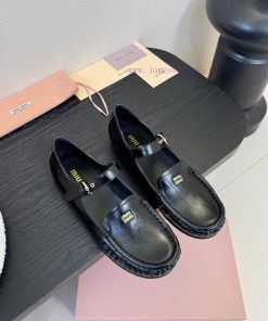 MiuMiu's Latest Fashion Show For Autumn And Winter 2025 Le Fu ShoesNumerous Celebrities Interne ktqvgc4q