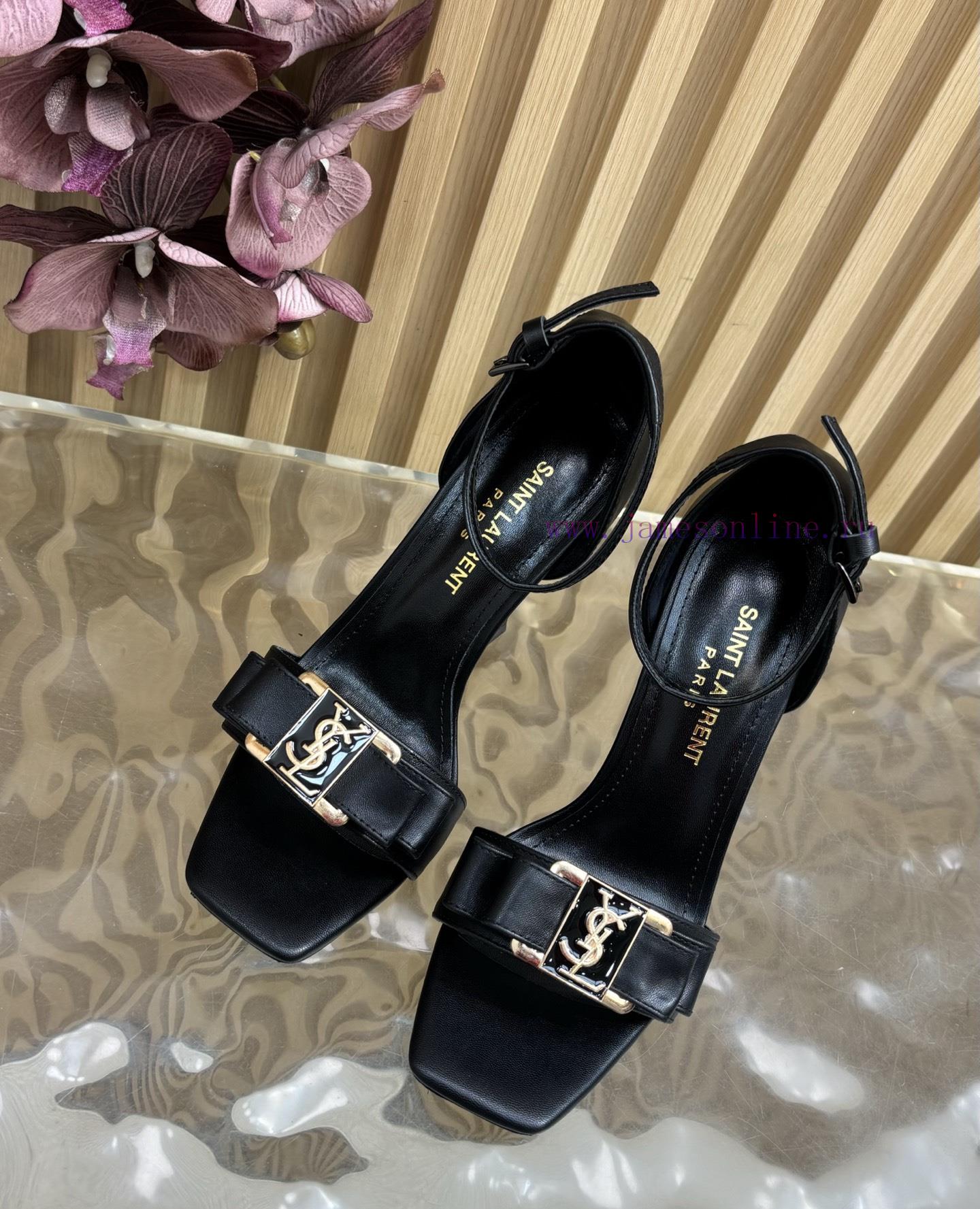 Saint Laurent 2026 Early Spring YSL Letter Logo Sneakers With Square Toe And High-heeled Shoes. 9yuvnroc