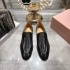 Miumi * 26 Early Spring New Vintage LoafersBased On The Classic Retro Shoe Shape The Texture Le bj7rym0q