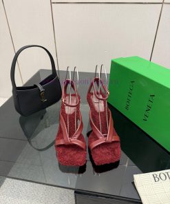 The Top Of The Line 2025 Square Toe Toe Toe Of Bottega Veneta Is Both Domineering And Fashionab erdedo32