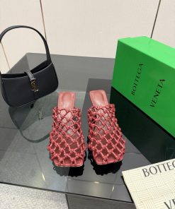 The Top Of The Line Square Toe Toe Toe Of Bottega Veneta Is Both Domineering And Fashionable. I fzm5i9y7
