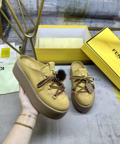 After Skiing The Casual Round Toe Flat Shoes Are Made Of Light Brown Waterproof Suede Leather M ibo59s9n