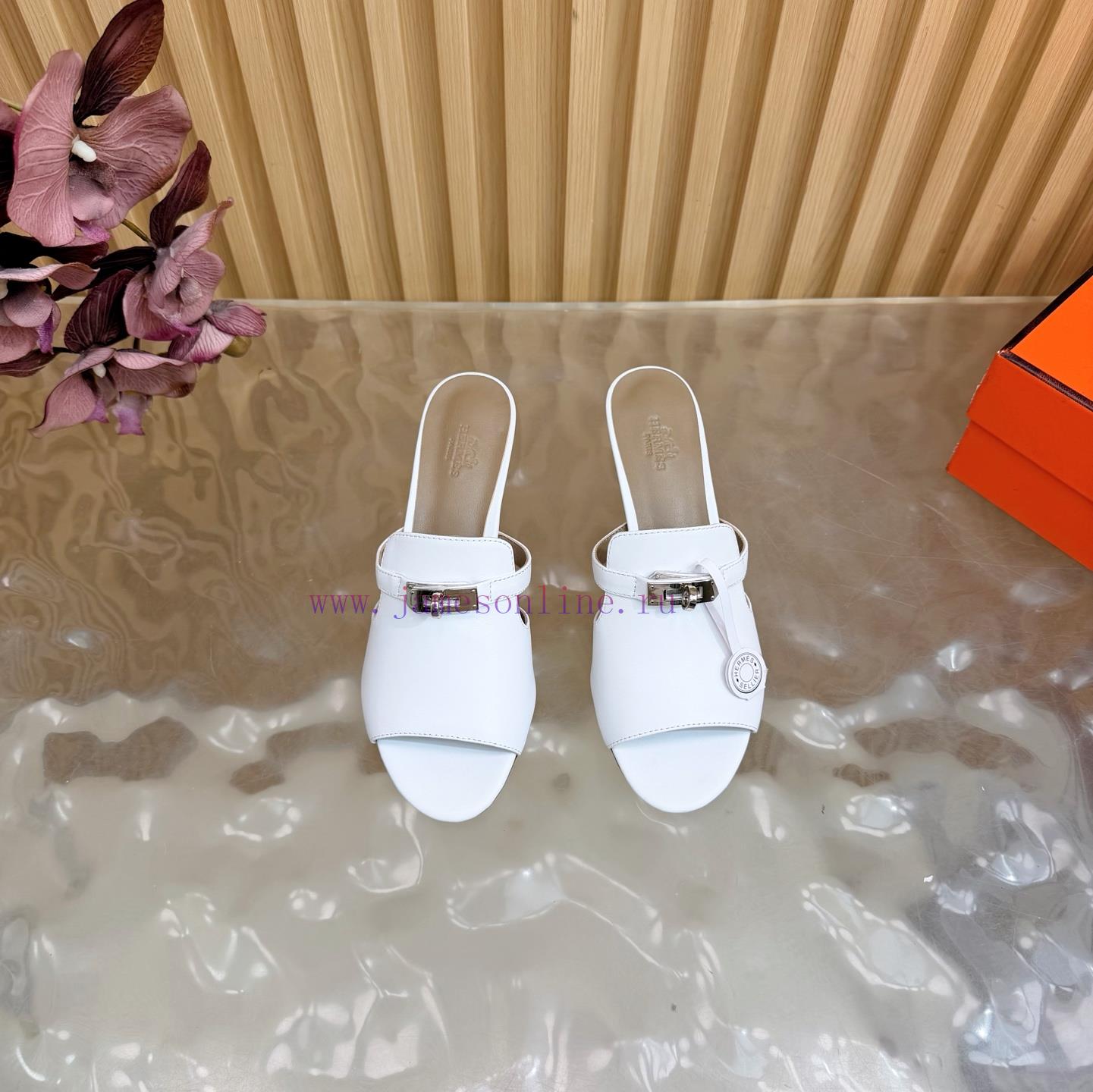 Herm è S/Herm è S Classic Kelly Buckled High Heel Slippers/Sandals——————————Extremely Retro Des srdbhasd - Image 5