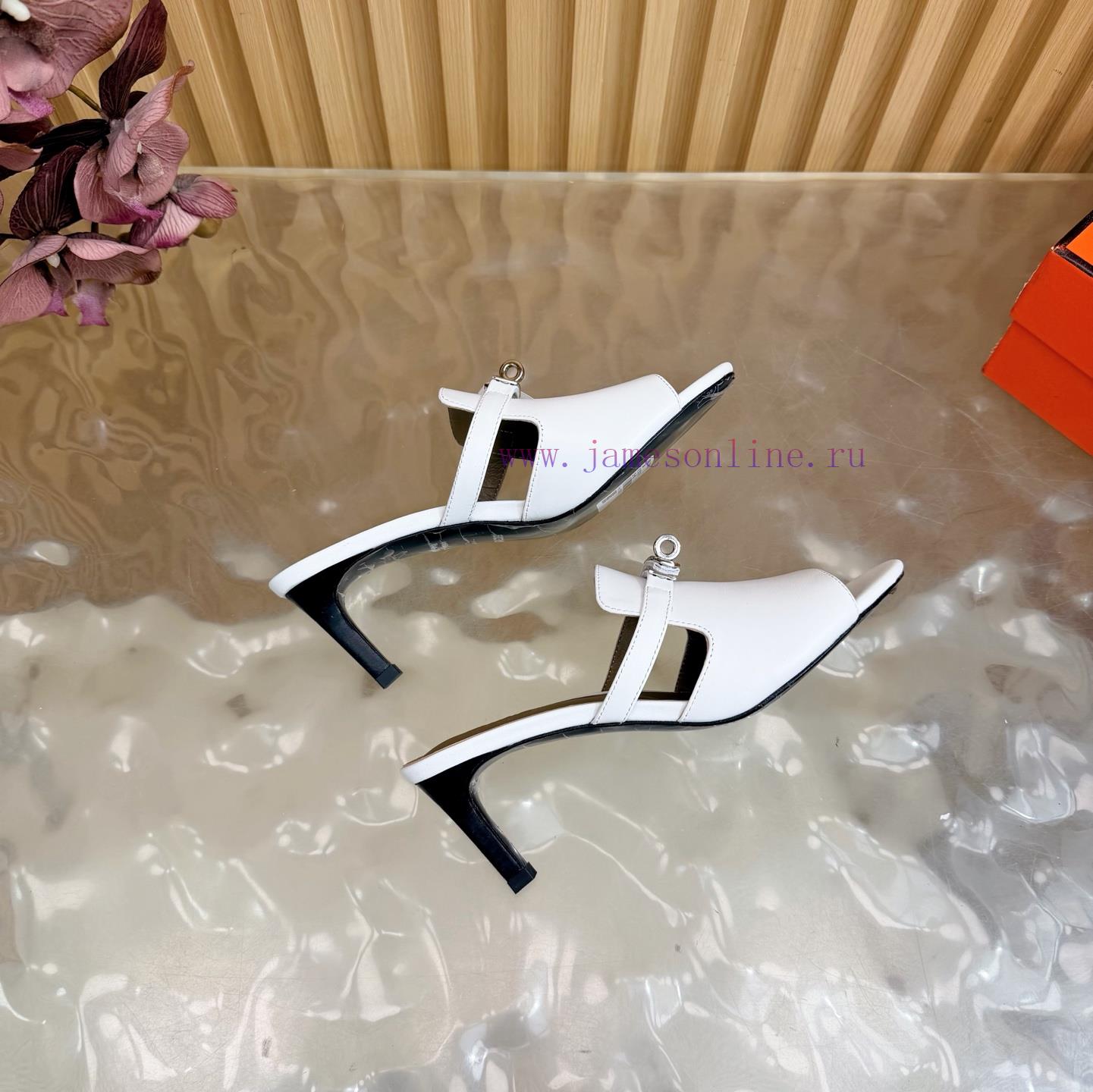 Herm è S/Herm è S Classic Kelly Buckled High Heel Slippers/Sandals——————————Extremely Retro Des srdbhasd - Image 9