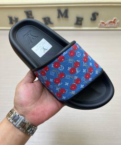 Louis Vuitton Men's Slippers A Popular Item On The LV Official Website Are Now Available For Sa s8oybezx
